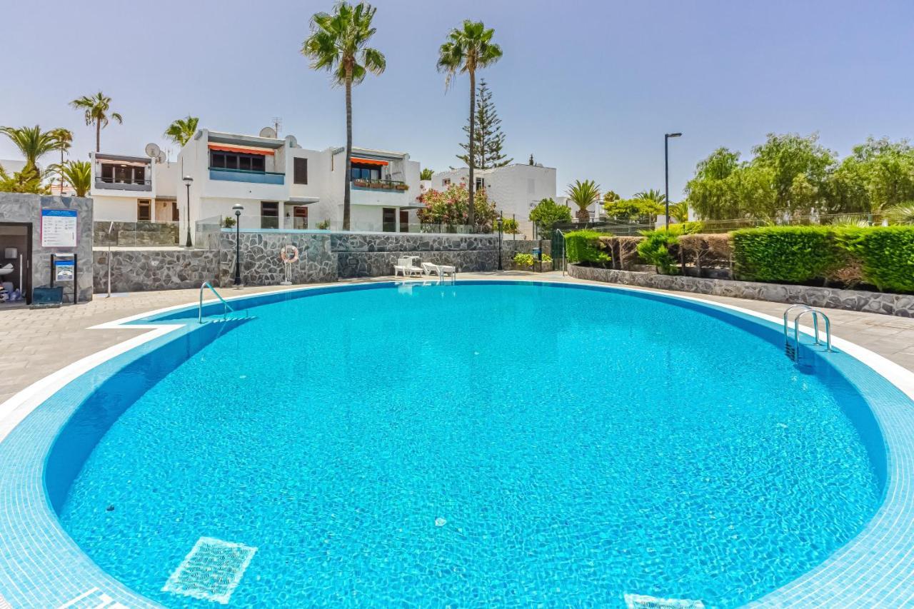 Apartment Apart America - 150 Meters From The Beach, Free Wi-Fi Arona  Exterior foto