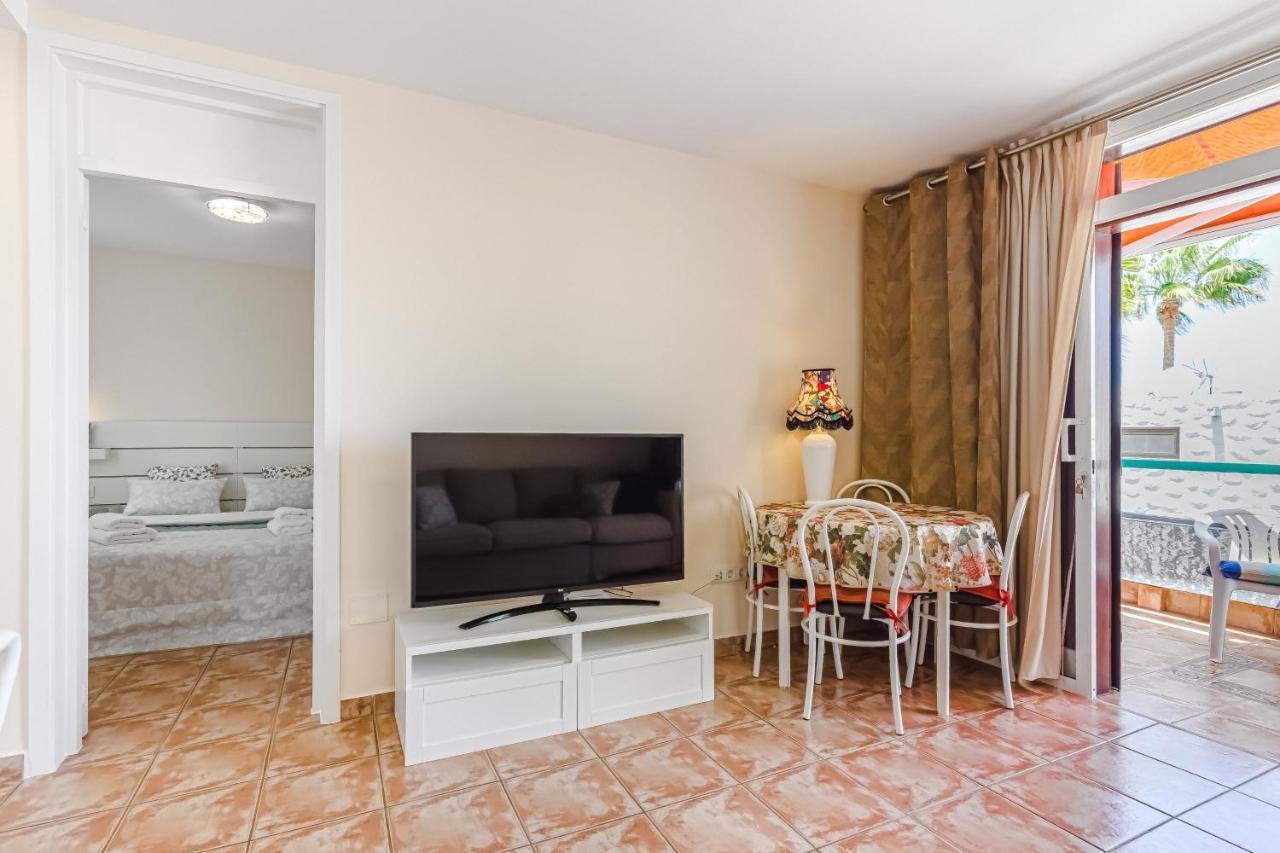 Apartment Apart America - 150 Meters From The Beach, Free Wi-Fi Arona  Exterior foto