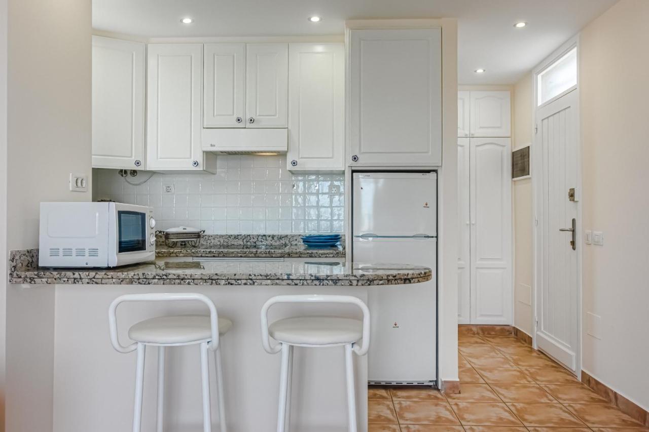 Apartment Apart America - 150 Meters From The Beach, Free Wi-Fi Arona  Exterior foto